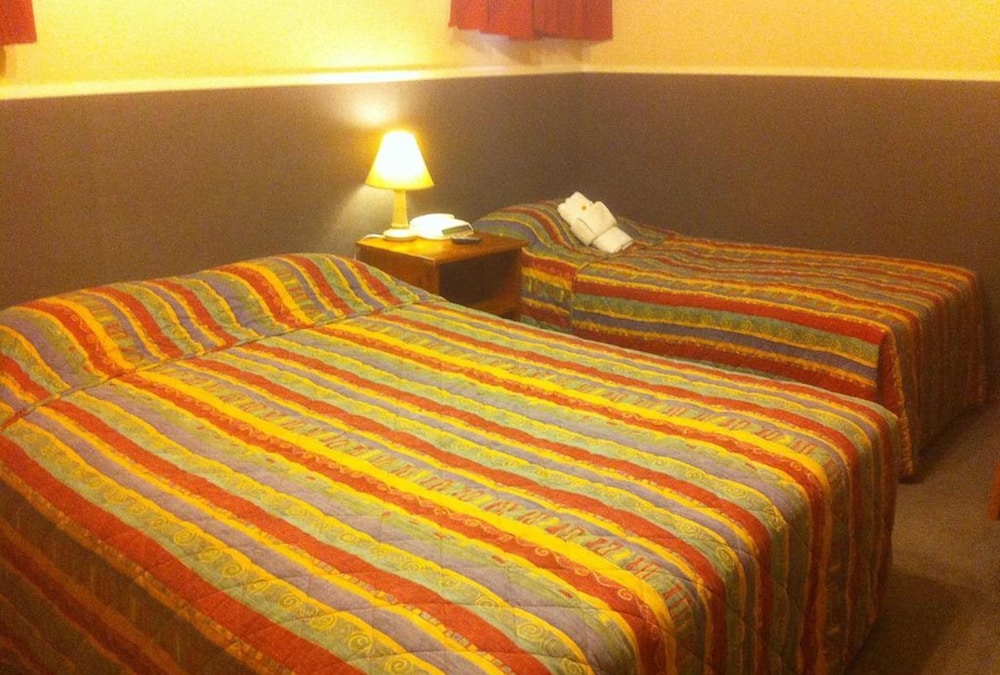 Leviathan Heritage Hotel Dunedin 30/66