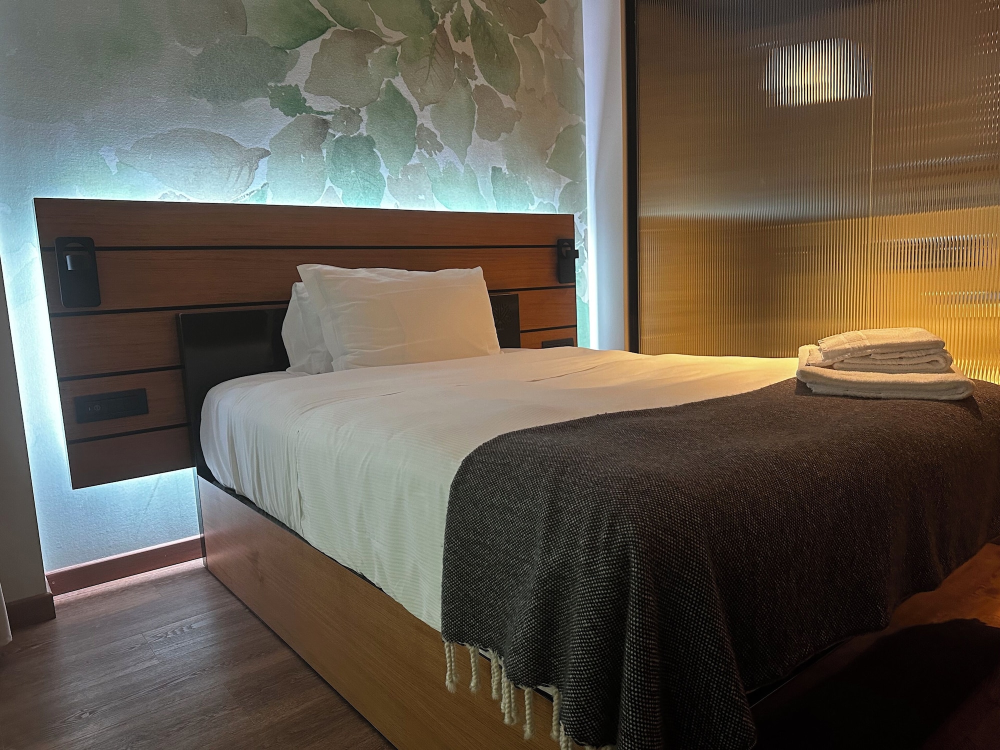 غرفة كلاسيكية مفردة بسرير كوين، Versoverde Alzaia Naviglio Grande 5/8