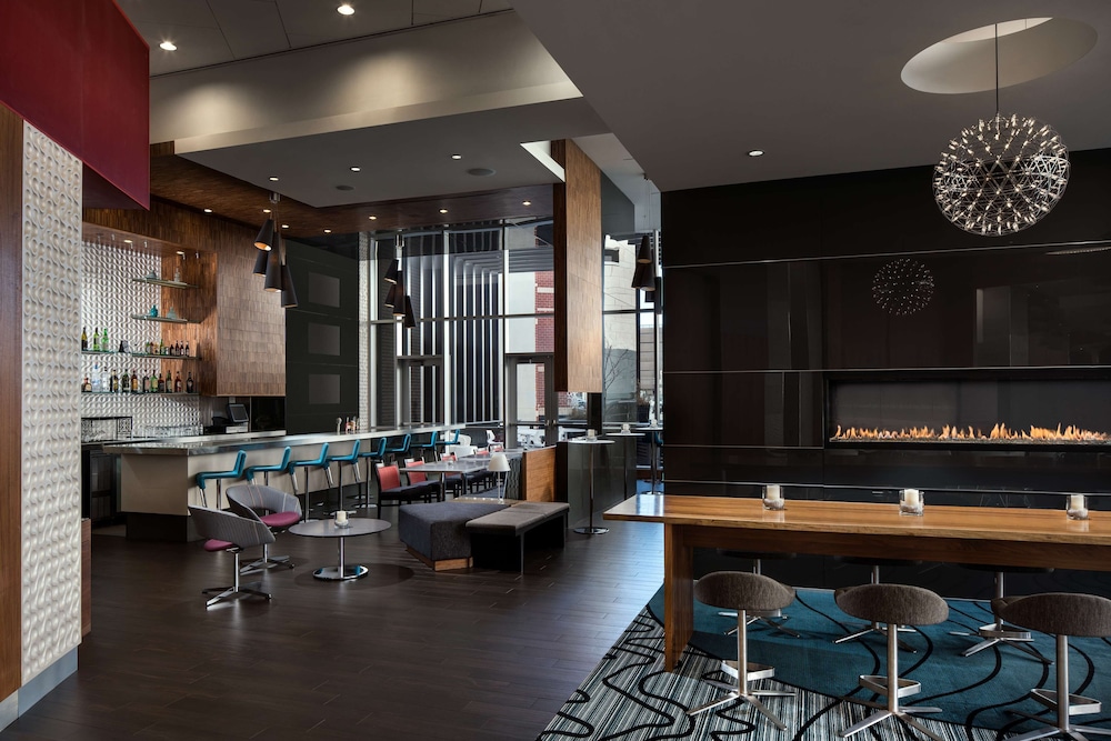 Hampton Inn & Suites Denver Downtown-Convention Center 34/51