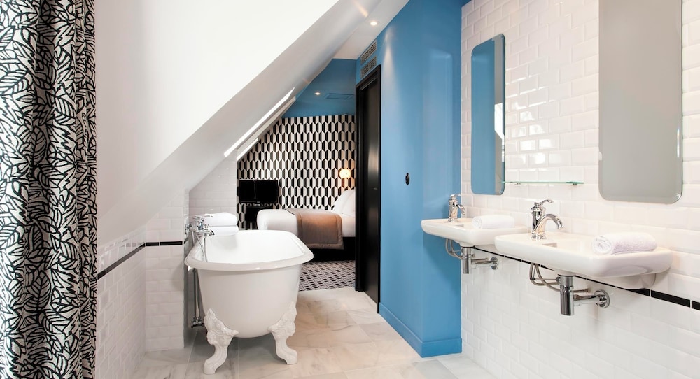 HOTEL EMILE 46/49