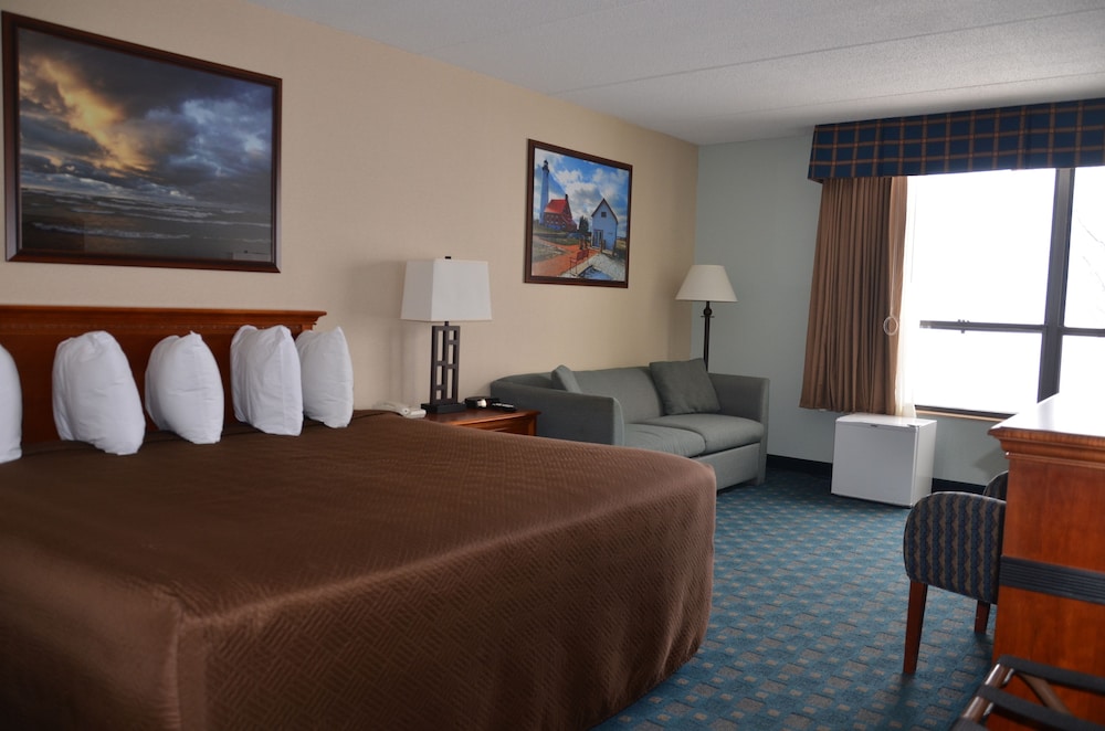 Tawas Bay Beach Resort 27/47