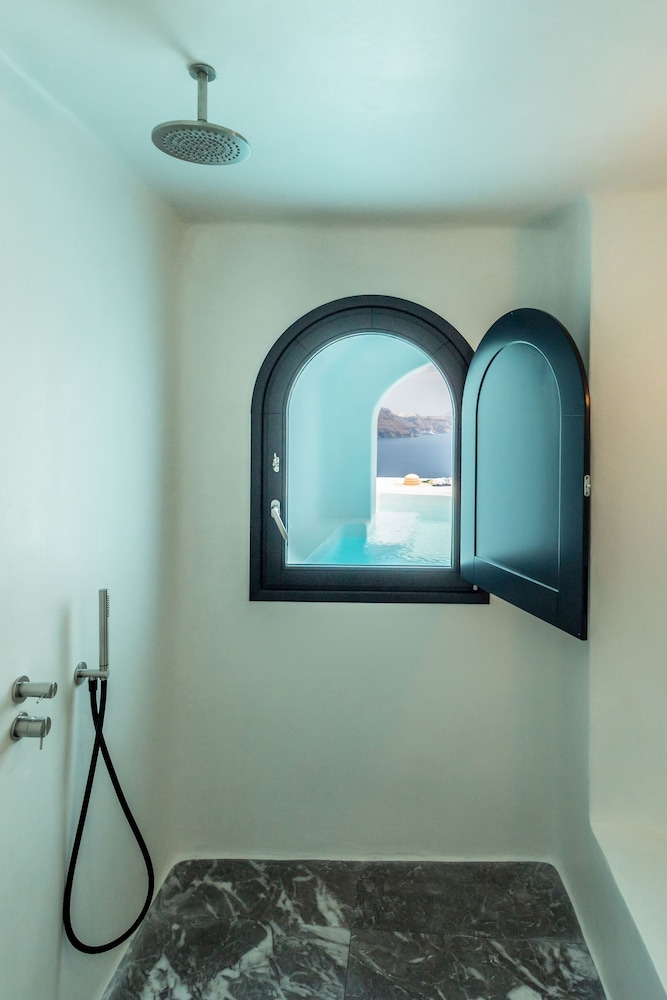 Chelidonia Luxury Suites - Adults Only 48/50