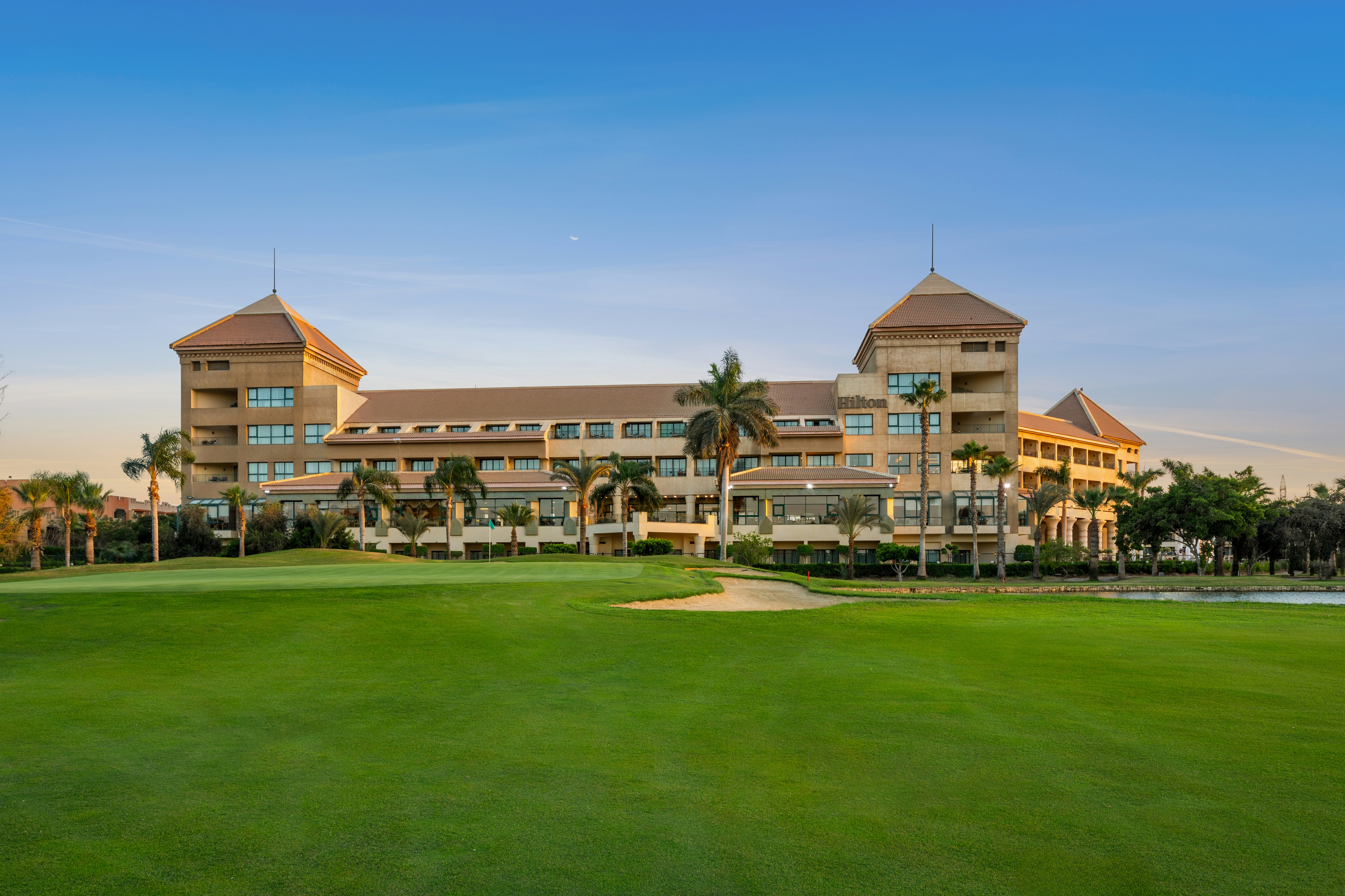 Hilton Pyramids Golf Resort 71/75