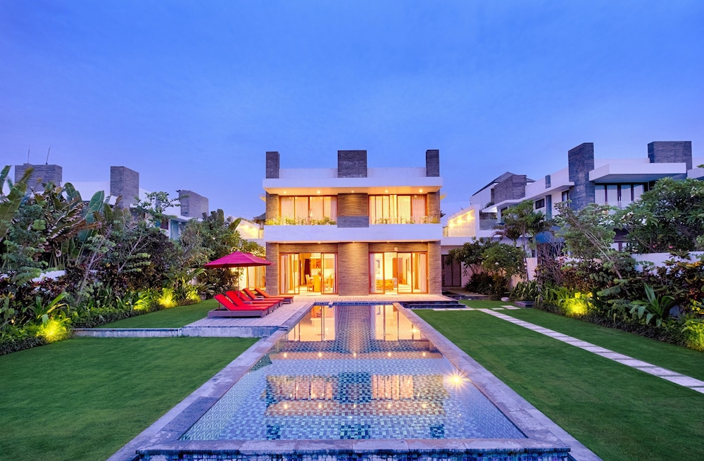 Kutus Kutus Keramas Villa 6/51