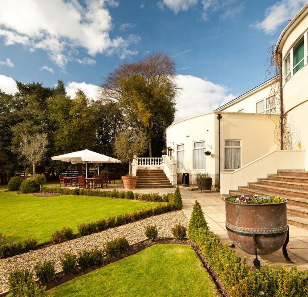 MERCURE CHESTER ABBOTS WELL HOTEL 43/50