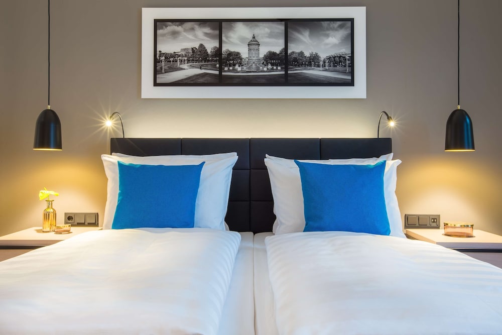 RADISSON BLU HOTEL, MANNHEIM 14/74