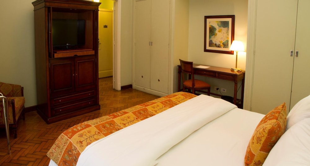 Hotel Colonial San Nicolas 8/48