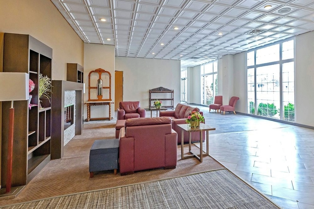 Best Western Plus Fairfield Executive Inn 49/67
