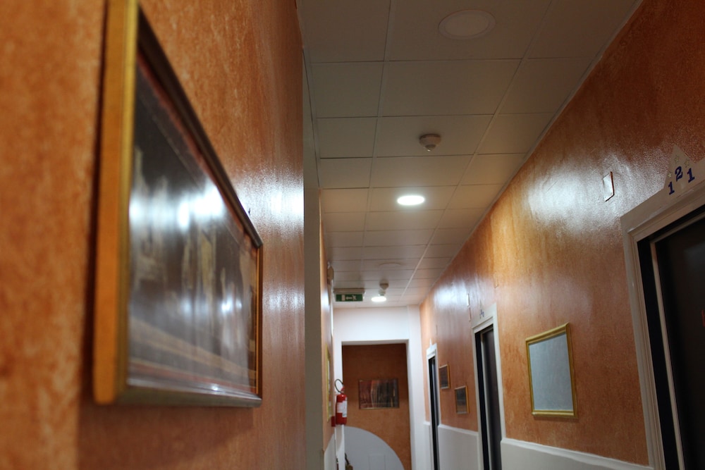 Hotel Santuario Pompei 27/50