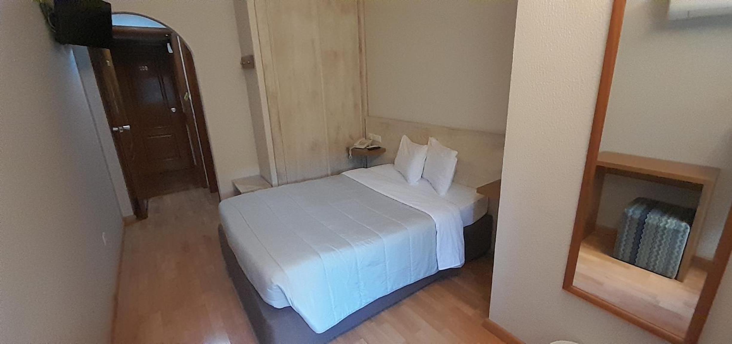 Nova Cidade Hotel 13/24