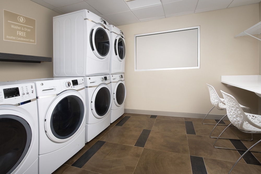 Candlewood Suites Alexandria West 25/58