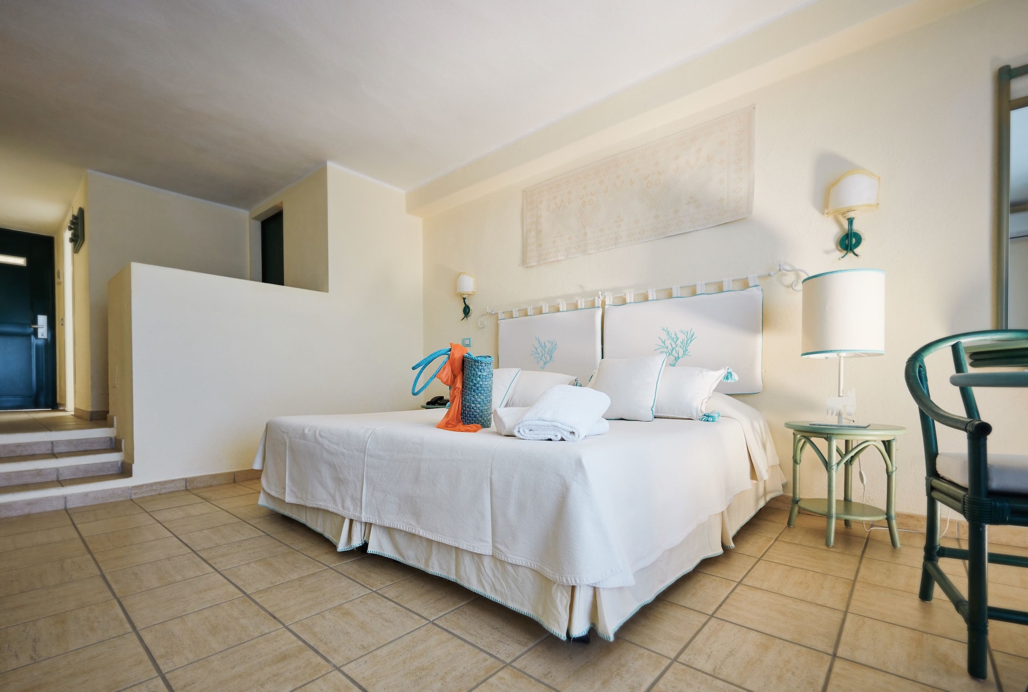 Domus, Standard, Double Bed
