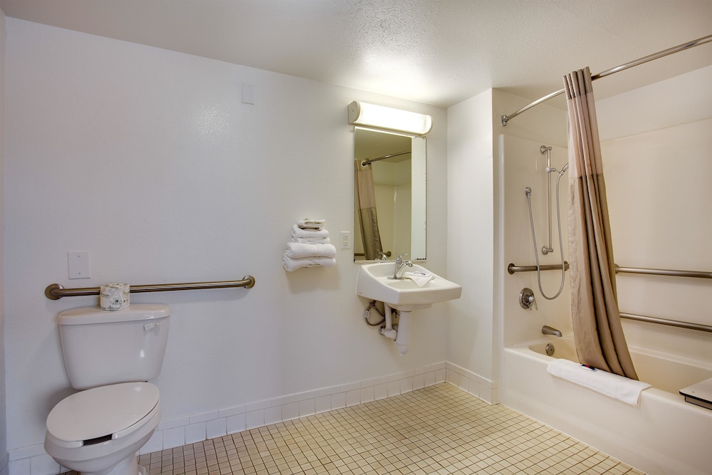 Motel6 Albuquerque Nm Carlisle 24/54