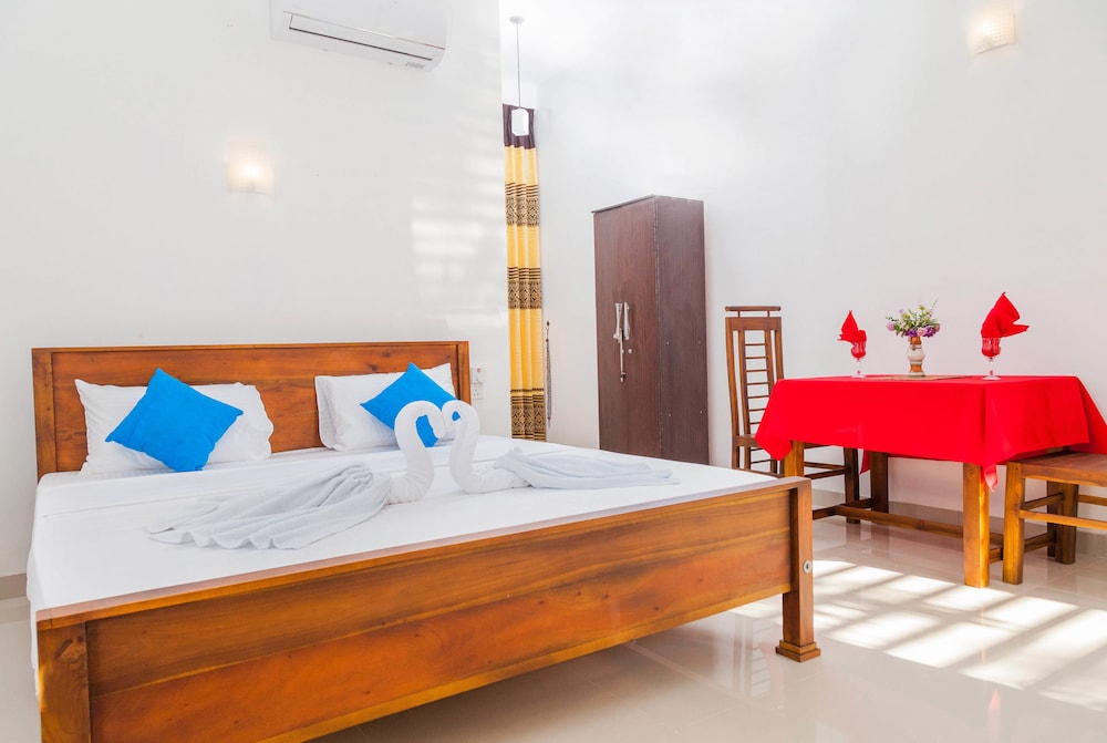 Hotel Crown Plaza Katunayake 15/37