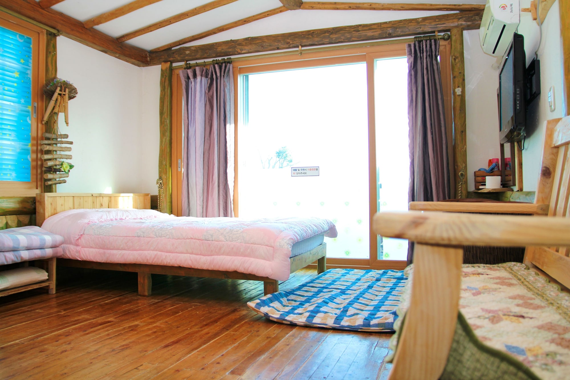 ROOM, 12 PYEONG