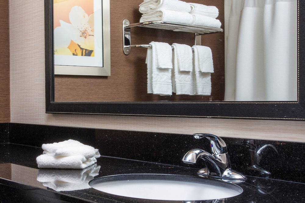 Fairfield Inn Dayton South 10/20