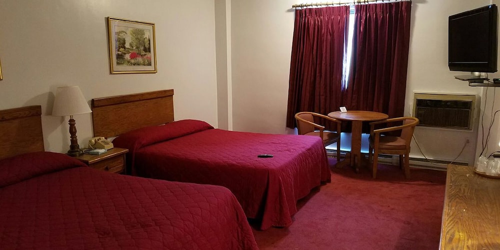 Woonsocket Motor Inn 7/15