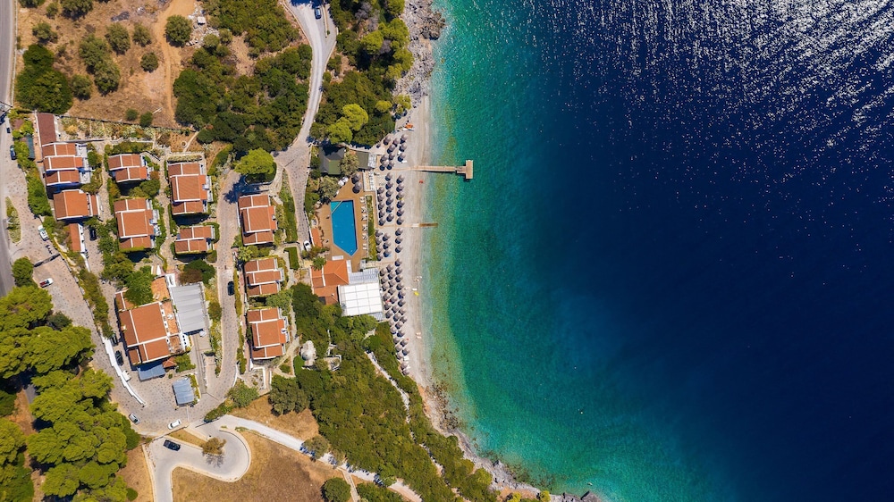 ADRINA BEACH 55/67