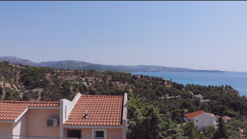 Tripiti 6/61