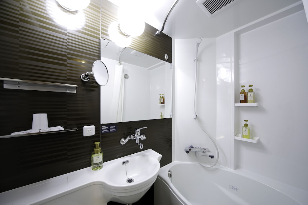 Travelodge Kyoto Shijo Kawaramachi 48/50
