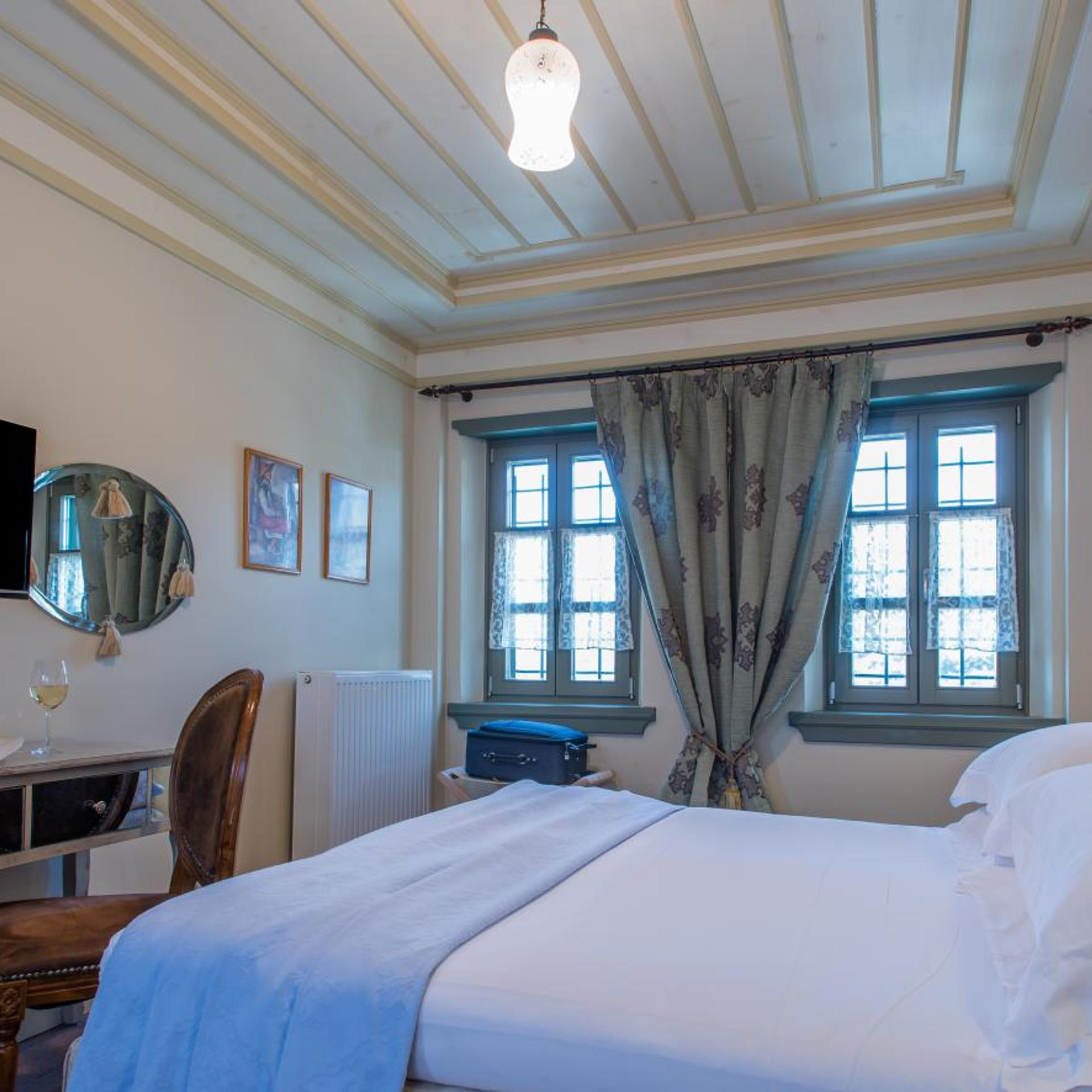 Design, Double Bed, Mountain View