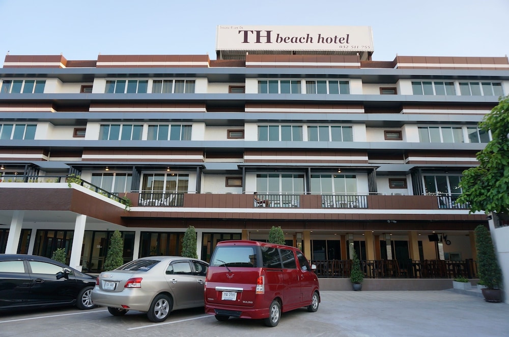 Th Beach Hotel 4/64