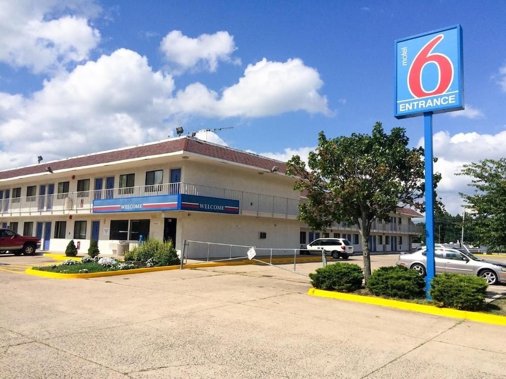 Motel6 Fredericksburg, VA - North 41/47