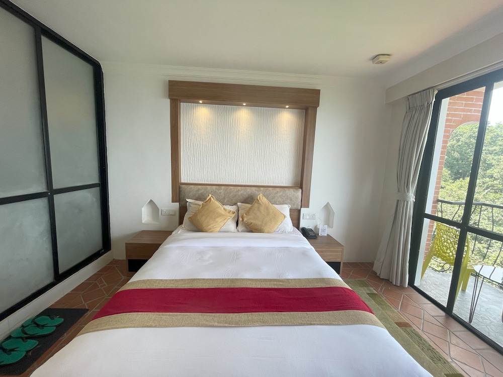 Hotel Himalayan Villa Pvt Ltd 11/50