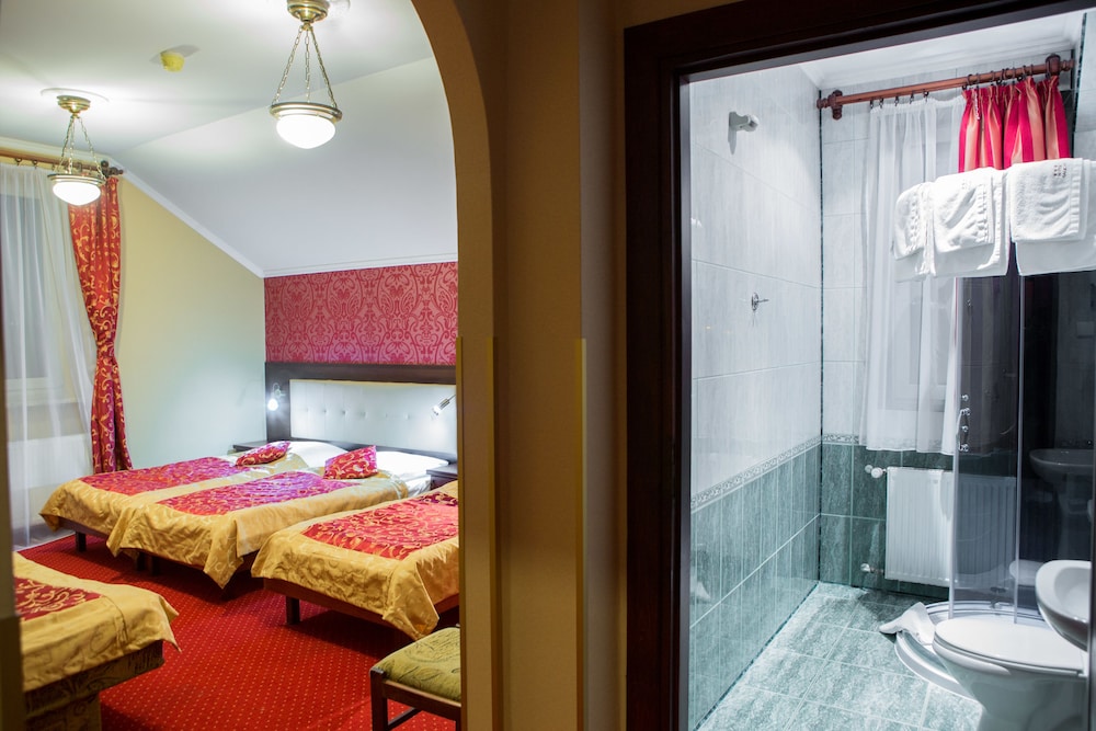 Hotel Galicja 13/70