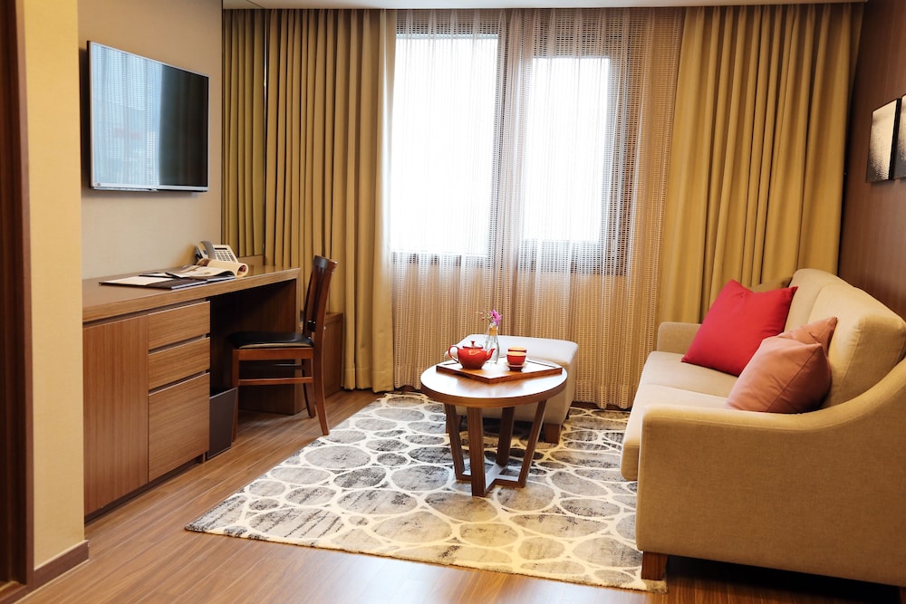 Busan Business Hotel 60/73