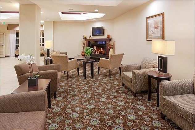 Holiday Inn Express Hotel Clovis Fresno 46/76