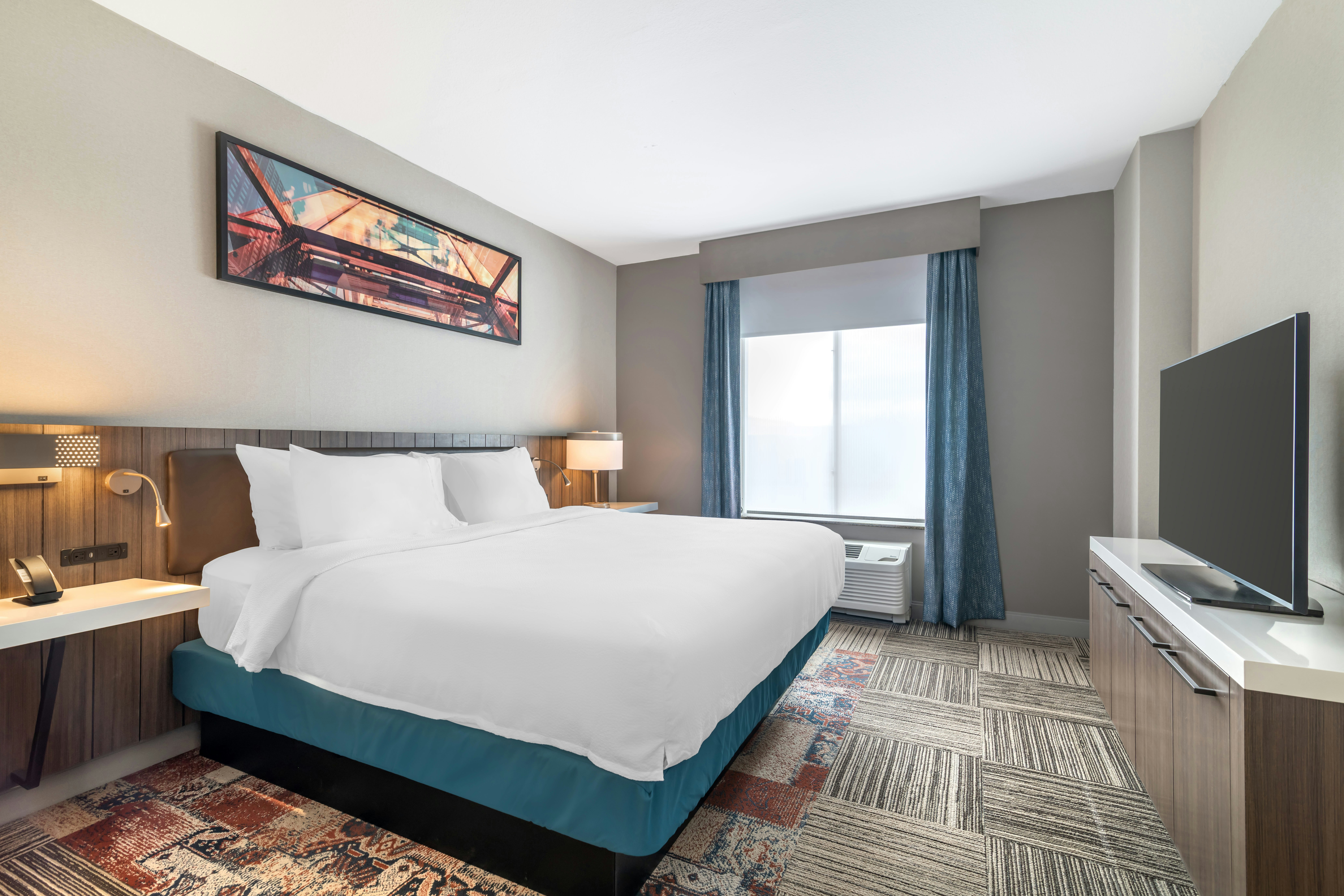 1 BEDROOM, SUITE, KING BED