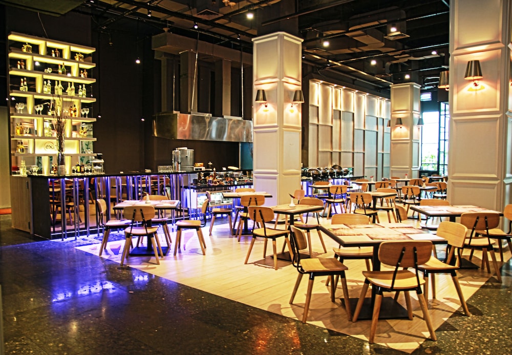 Sparks Life Jakarta, ARTOTEL Curated 36/50