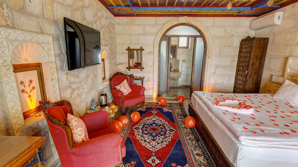 Hikmet's House 28/48