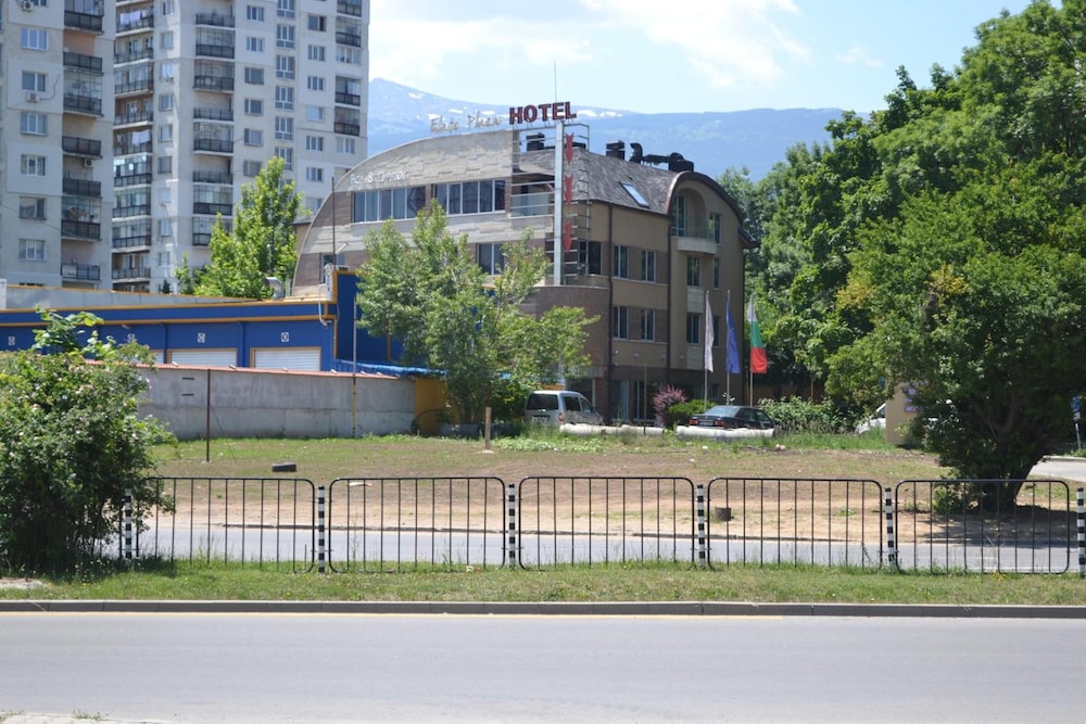 Business Hotel Elate Plaza 3/68