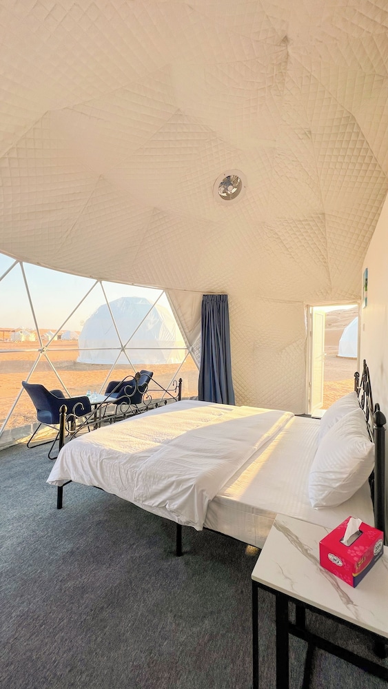 Luxury Desert Camp 11/50