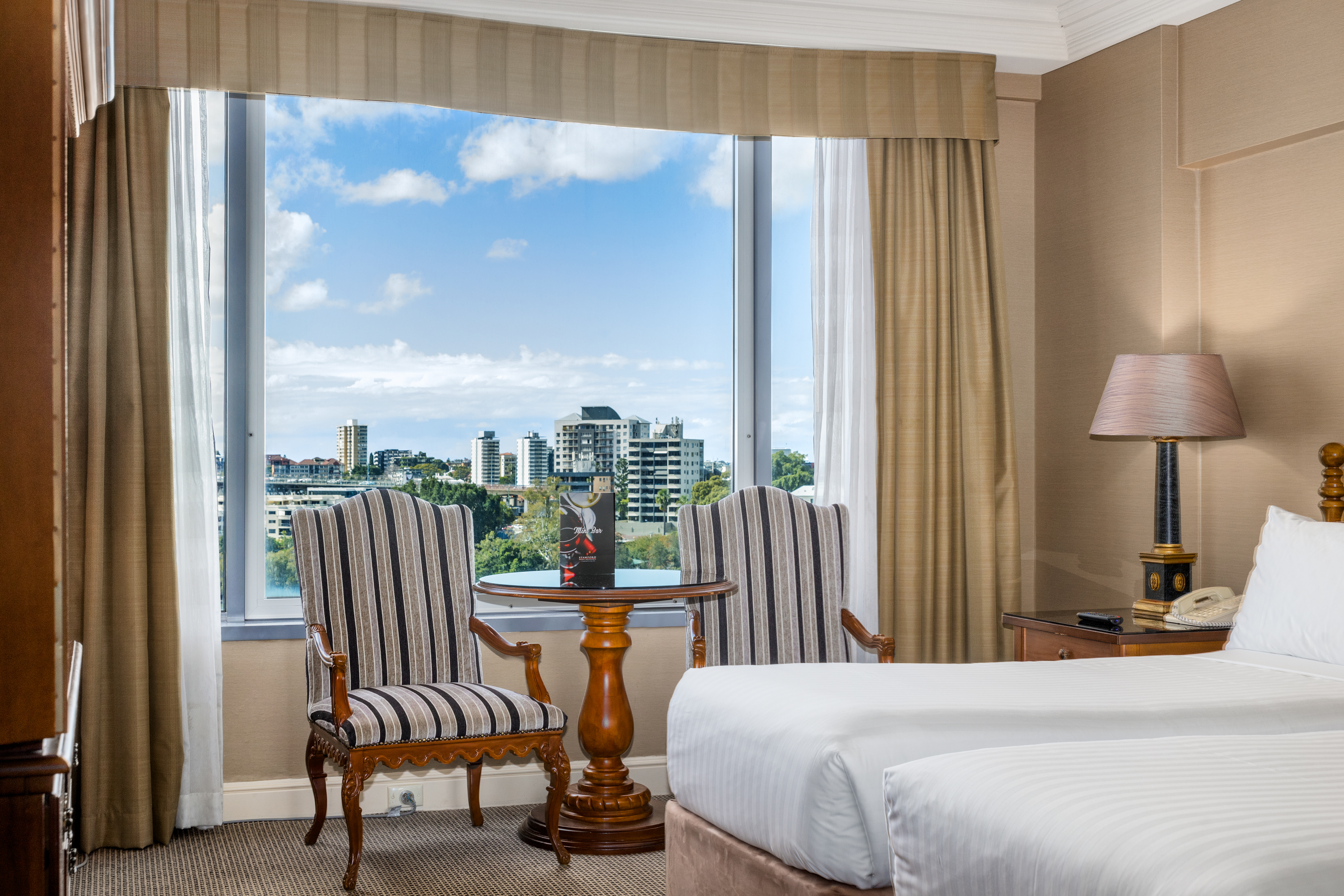 Superior, Twin Beds
