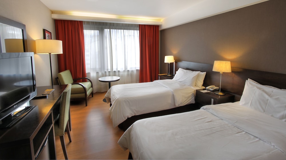 CRANS MONTANA 11/47
