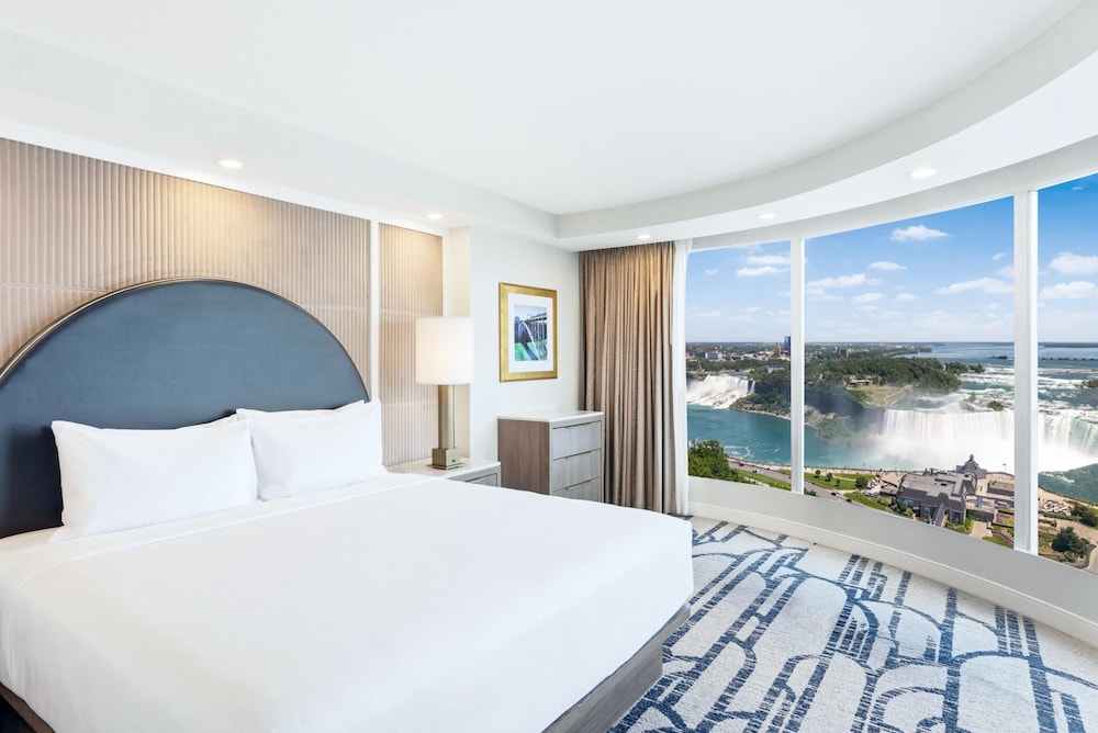 Presidential, Premium, Suite, King Bed, Falls View, Sofa, High Floor