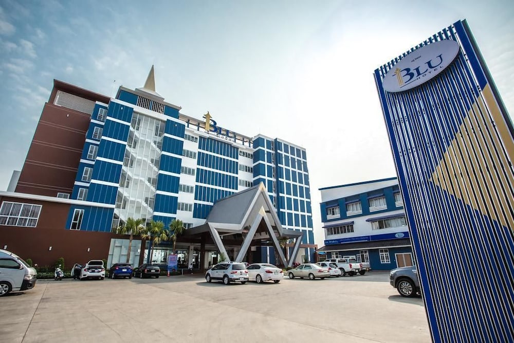 Blu Hotel Nakhon Phanom 30/35