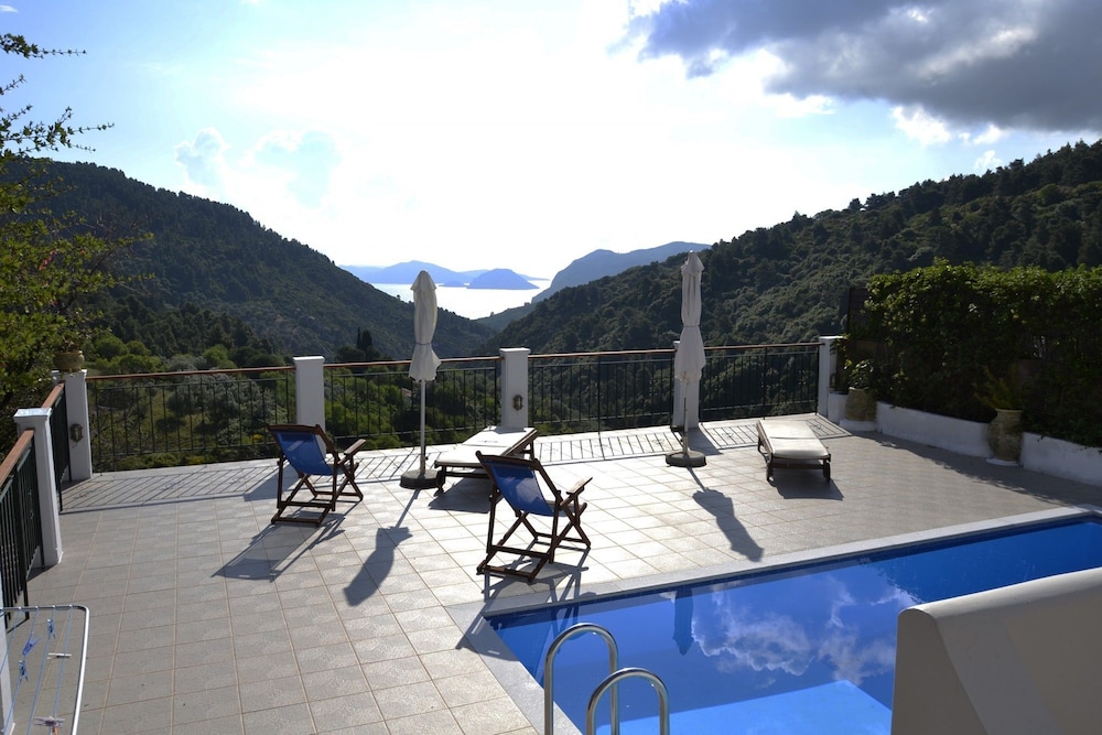 Skopelos Country Villas 25/48