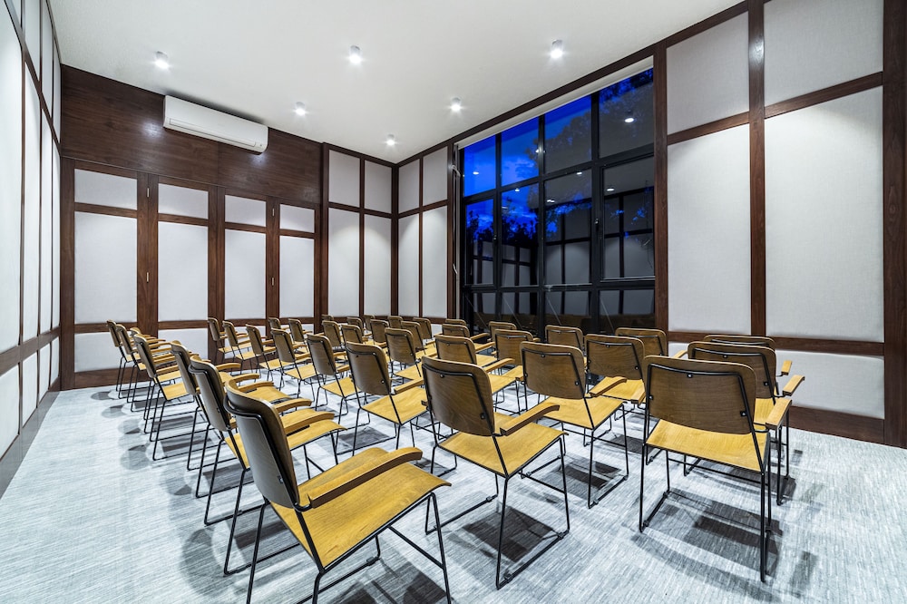Marisstone Hotel Villa 38/50