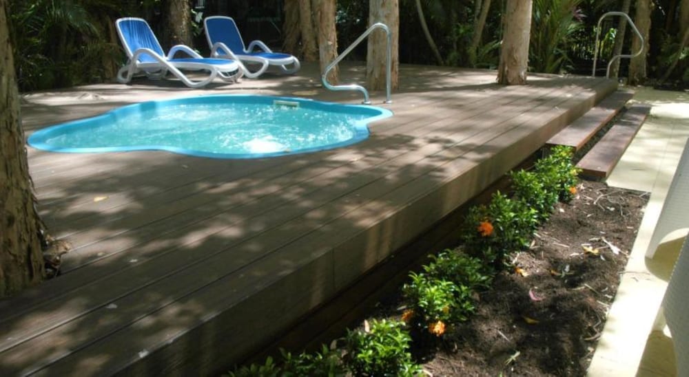 The Reef Retreat 60/63