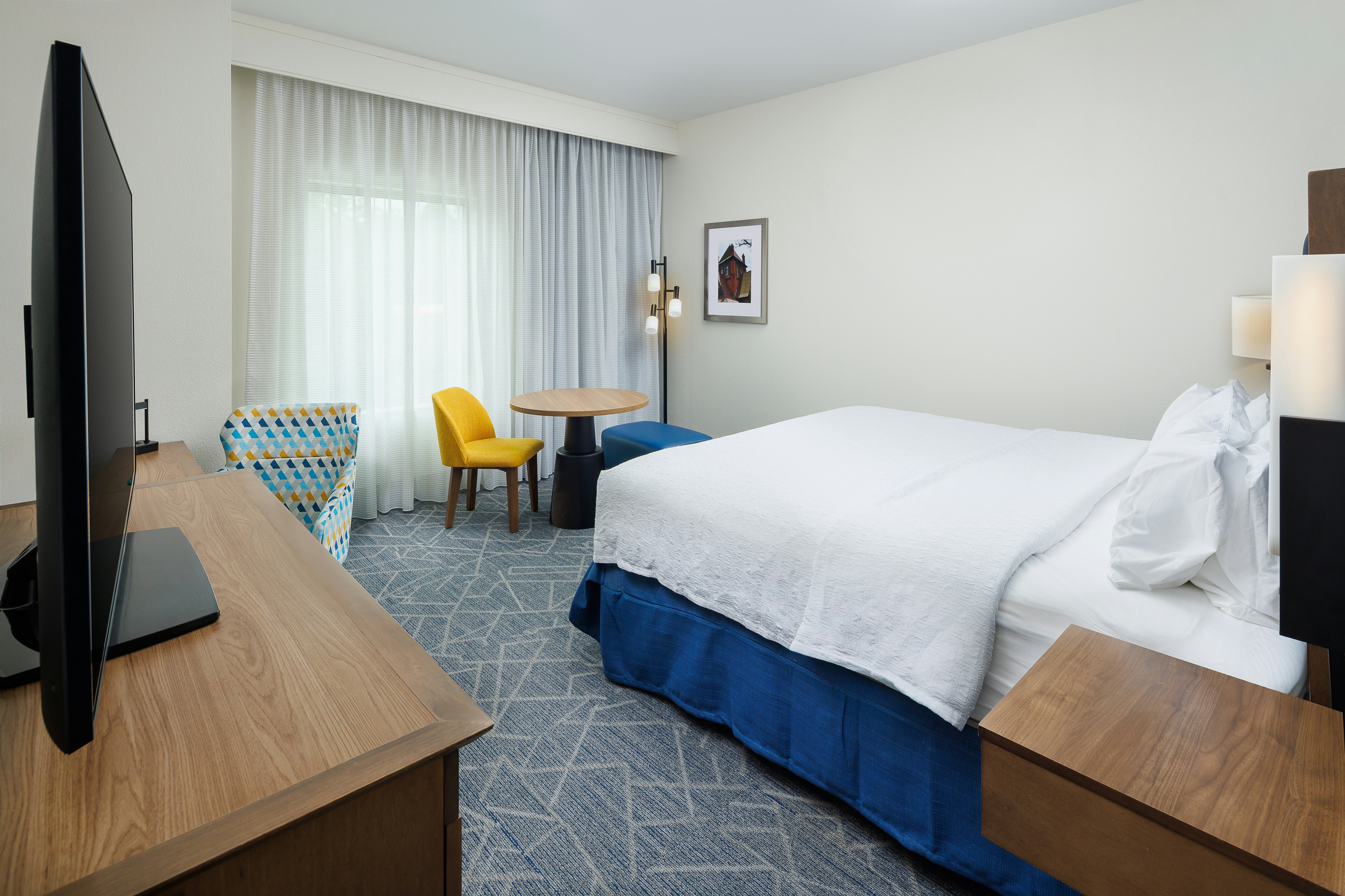 ROOM, KING BED, ACCESSIBLE