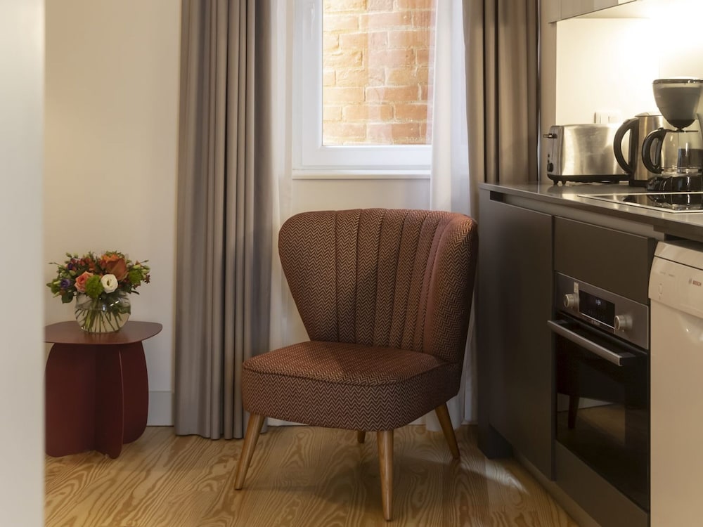 Lisbon Serviced Apartments Santos 37/50