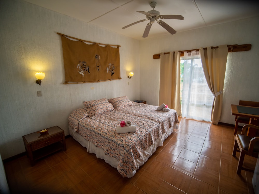 Tupa Hotel 6/50