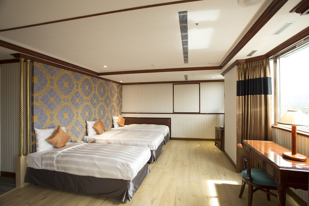 Silken Hotel 18/63