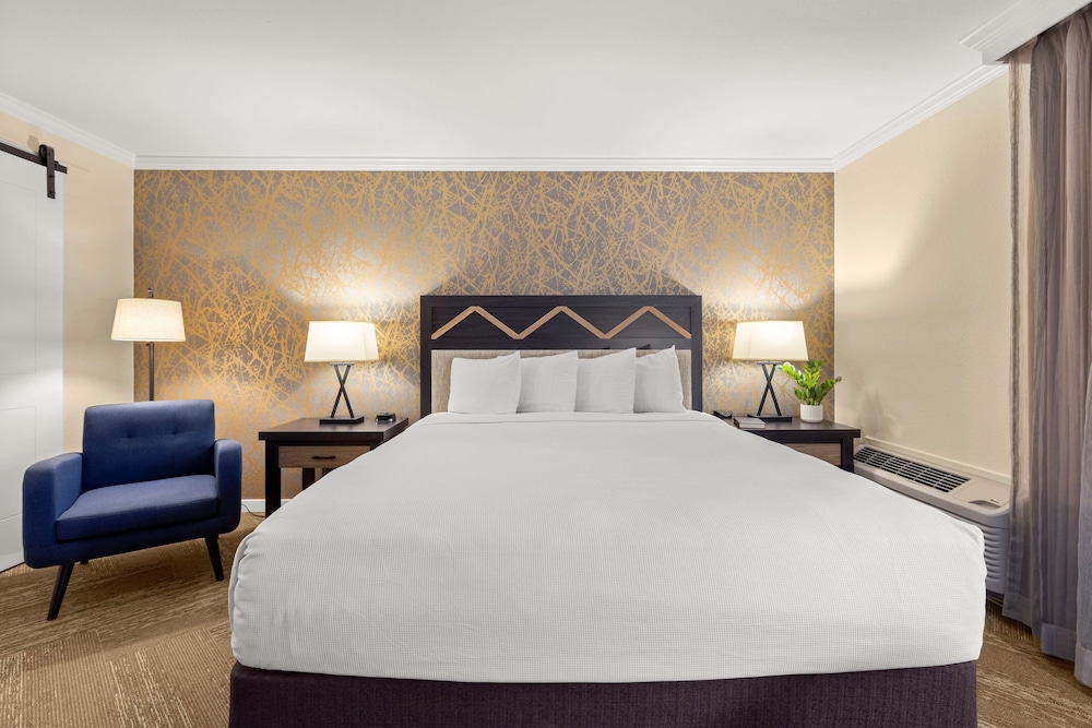 Best Western Plus Inn At The Vines 16/43