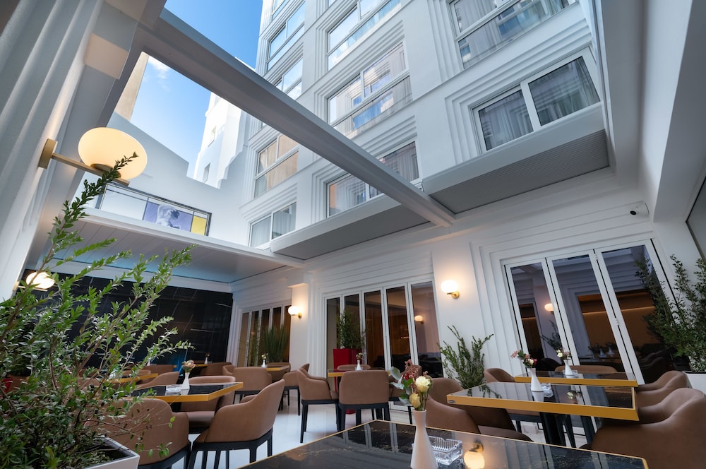Elia Ermou Athens Hotel 3/50