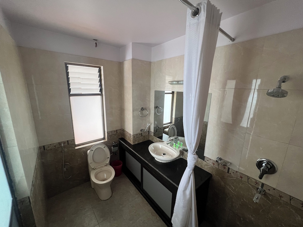 Ratna Giri Resort 47/49